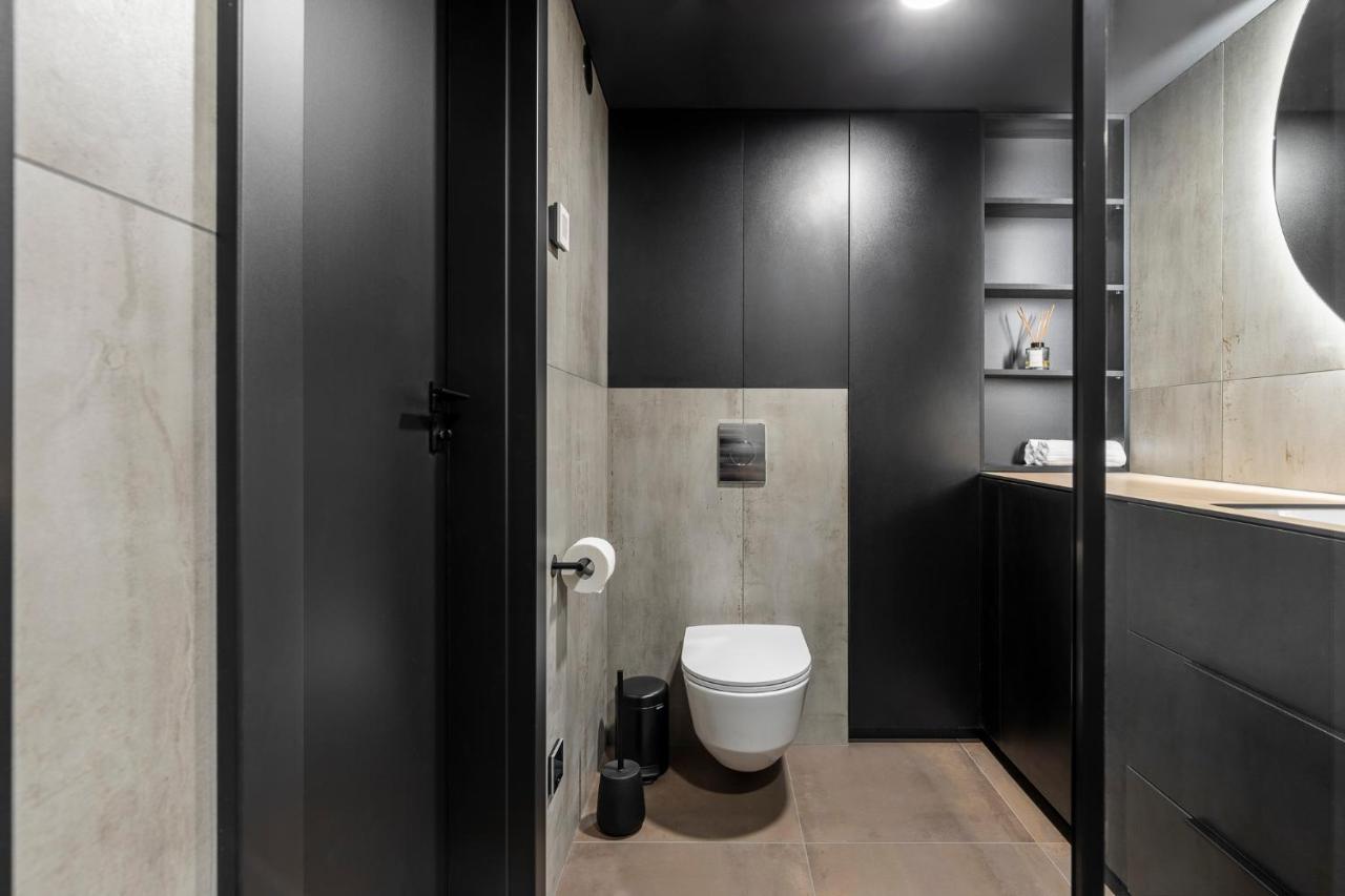 Апартаменти Stylish Loft With Terrace Paupys, Old Town Аеропорт Вільнюс Екстер'єр фото