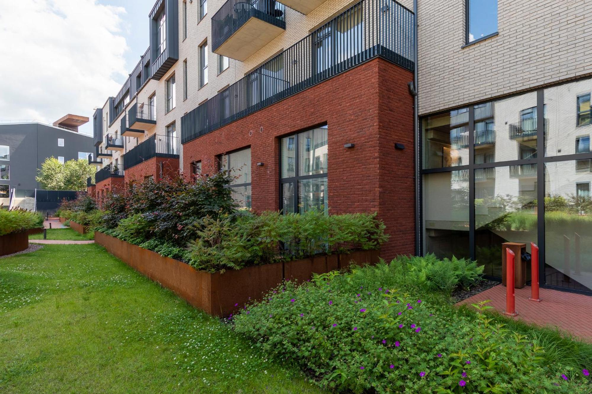 Апартаменти Stylish Loft With Terrace Paupys, Old Town Аеропорт Вільнюс Екстер'єр фото